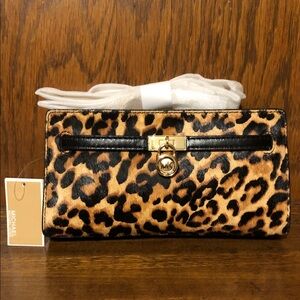 NWT-Michael Kors-Hamilton Moderne-X-Small Convertible Crossbody-Leopard-CalfHair